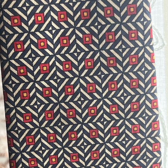 Burberrys of London Geometric Gingham Patterned Mens Blue and Red Tie NWOT - Picture 1 of 6